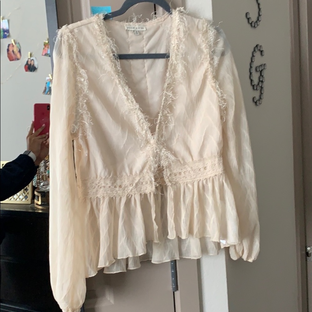 CreamBlouse